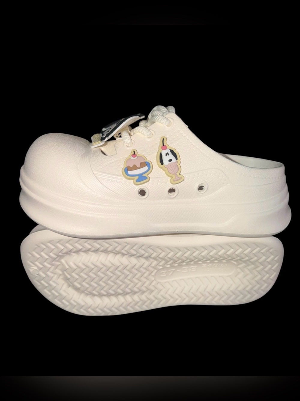 *new* Women’s Cream Snoopy Lace-Up Mules - Picture 6 of 10
